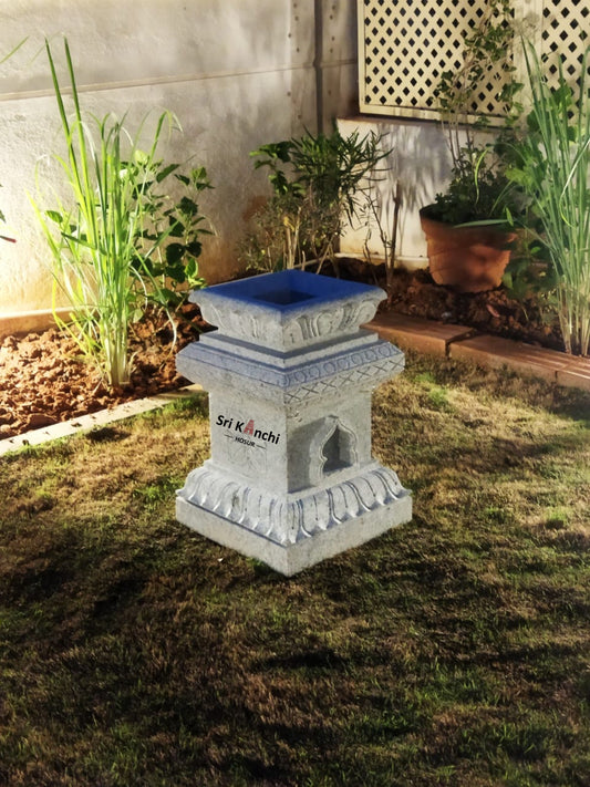 Tulasi maadam