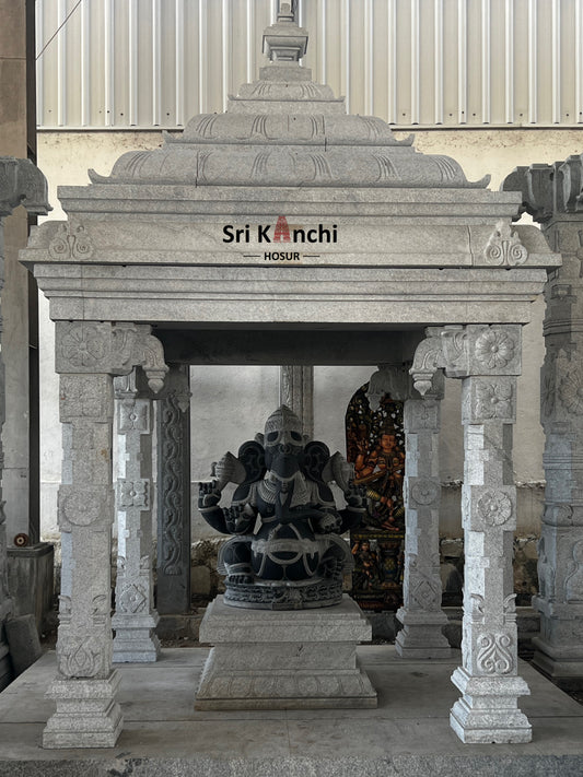 Mandapam -Sri Vinayager with Yali Pillars